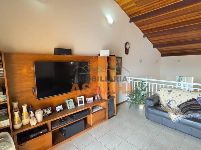 #718/001 - Casa para Venda em Itatiba - SP - 2