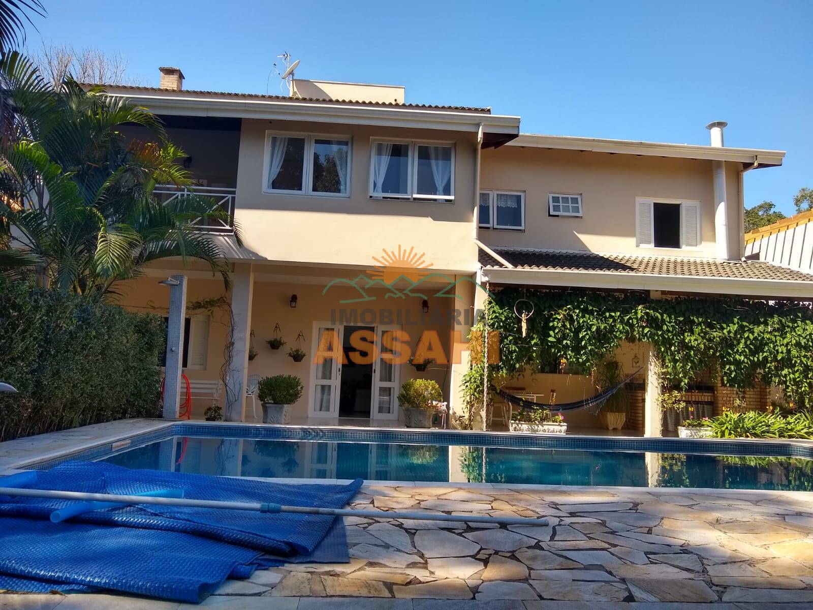 Casa, 4 quartos, 1000 m² - Foto 1